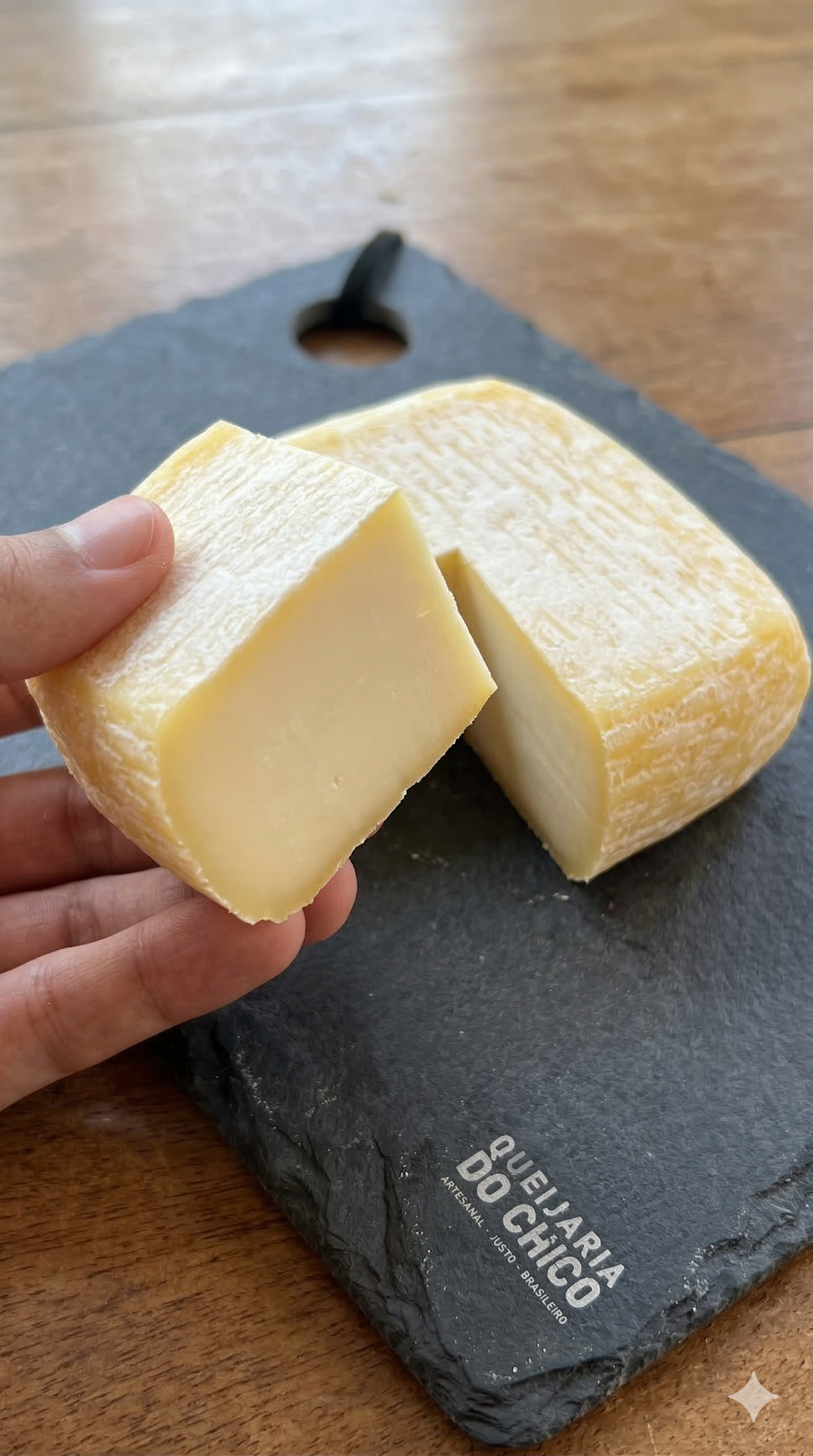 Queijo Cynarella - Aprox. 250g
