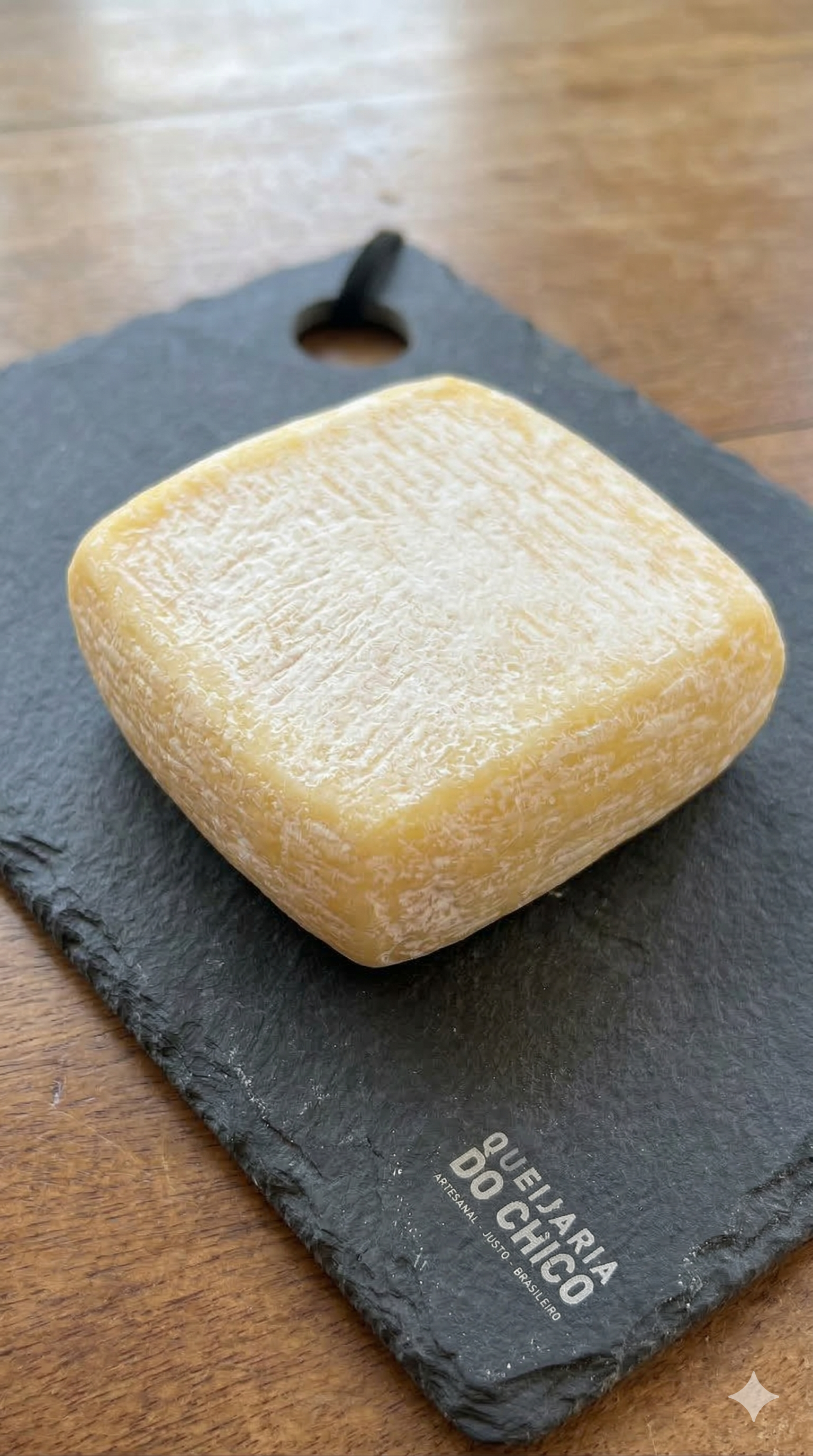 Queijo Cynarella - Aprox. 250g